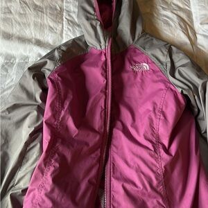 The North Face Girl’s Fuchsia reversible fleece/puffer Jacket- medium 10/12